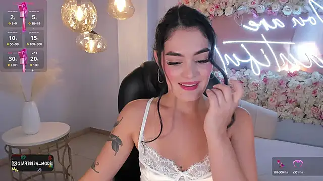 Snapshot of GiaFerrara chatting on January 2025 03:22:02 AM GiaFerrara online show from January 2025 03:22:02 AM