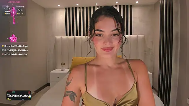 Snapshot of GiaFerrara chatting on February 2025 06:13:02 AM GiaFerrara online show from February 2025 06:13:02 AM