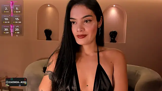 Snapshot of GiaFerrara chatting on February 2025 11:16:01 PM GiaFerrara online show from February 2025 11:16:01 PM