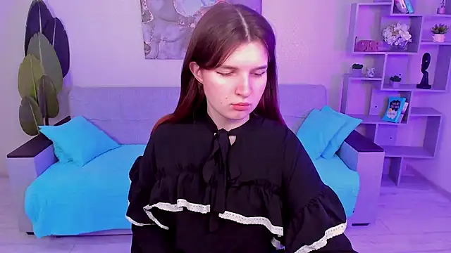 Snapshot of BonneyLove chatting on February 2025 05:37:01 PM BonneyLove online show from February 2025 05:37:01 PM