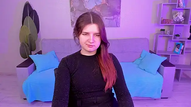 Snapshot of BonneyLove chatting on February 2025 09:47:02 PM BonneyLove online show from February 2025 09:47:02 PM