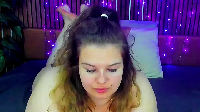LittleNicole69 online show from June 2026 08:30:02 AM