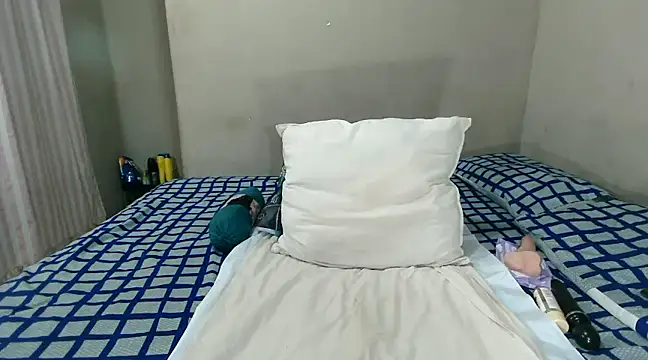 WetwetPussy31 online show from January 2025 07:16:01 PM