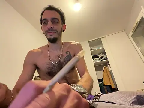 Rebeu313 online show from April 2026 12:42:02 AM