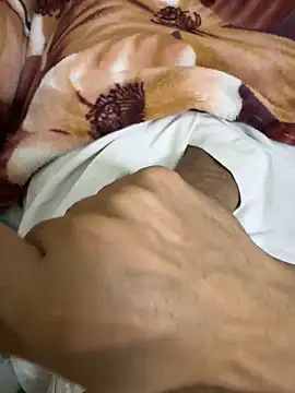 Snapshot of hamed-697 chatting on January 2025 07:00:02 AM hamed-697 online show from January 2025 07:00:02 AM