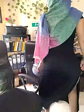 NAJWA-ARAB online show from February 2025 05:19:02 PM