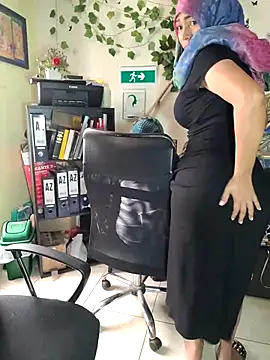 NAJWA-ARAB online show from March 2025 02:40:01 PM