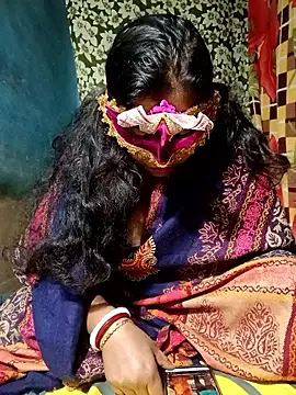 Snapshot of AparnaBoudi chatting on January 2026 05:59:01 PM AparnaBoudi online show from January 2026 05:59:01 PM