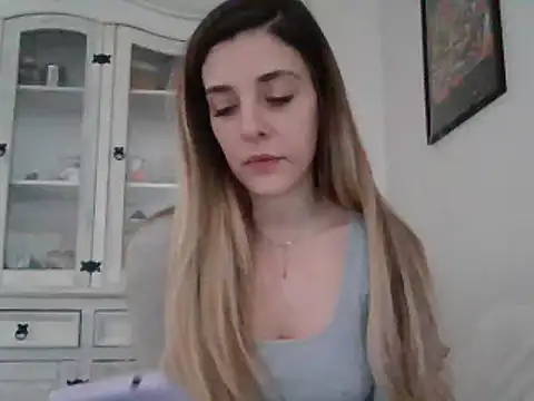 MissBella131 online show from December 2024 01:41:02 PM