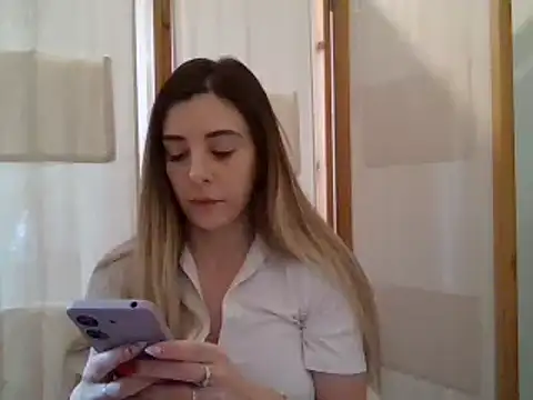 MissBella131 online show from February 2025 12:06:01 PM