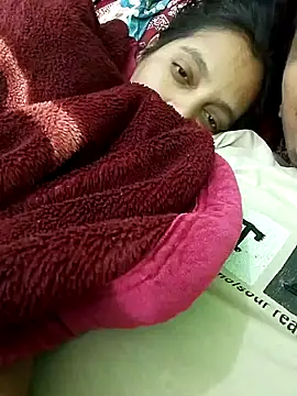 Snapshot of Taniya07 chatting on January 2025 10:02:01 AM Taniya07 online show from January 2025 10:02:01 AM