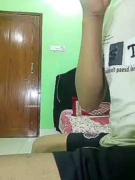 Snapshot of Taniya07 chatting on January 2025 12:11:02 PM Taniya07 online show from January 2025 12:11:02 PM