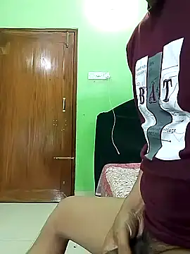 Snapshot of Taniya07 chatting on February 2025 01:41:01 PM Taniya07 online show from February 2025 01:41:01 PM