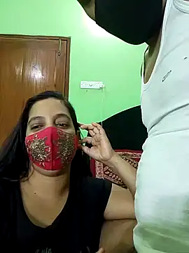 Snapshot of Taniya07 chatting on March 2025 07:15:02 PM Taniya07 online show from March 2025 07:15:02 PM