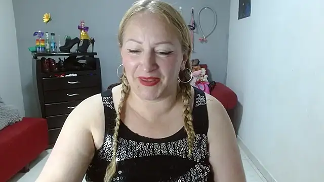 Snapshot of emperabigbootybigass chatting on February 2025 03:20:02 PM emperabigbootybigass online show from February 2025 03:20:02 PM