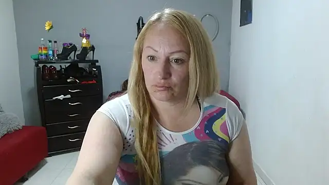 Snapshot of emperabigbootybigass chatting on February 2025 03:21:01 PM emperabigbootybigass online show from February 2025 03:21:01 PM