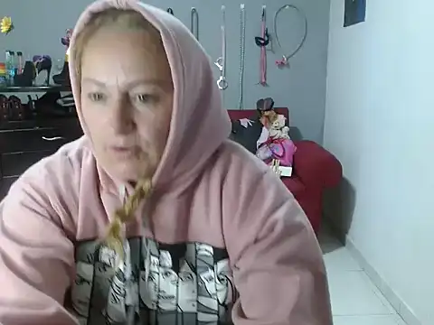 Snapshot of emperabigbootybigass chatting on February 2025 12:12:01 PM emperabigbootybigass online show from February 2025 12:12:01 PM