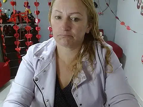 Snapshot of emperabigbootybigass chatting on February 2025 12:39:01 PM emperabigbootybigass online show from February 2025 12:39:01 PM