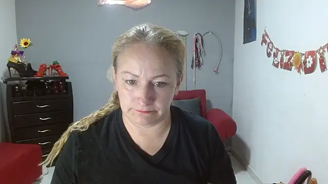 Snapshot of emperabigbootybigass chatting on March 2025 09:24:01 PM emperabigbootybigass online show from March 2025 09:24:01 PM