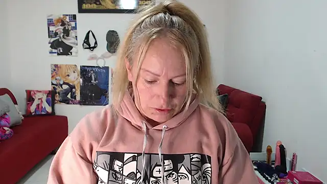 Snapshot of emperabigbootybigass chatting on September 2025 12:20:01 PM emperabigbootybigass online show from September 2025 12:20:01 PM