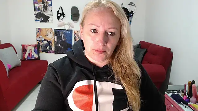 Snapshot of emperabigbootybigass chatting on October 2025 12:28:01 PM emperabigbootybigass online show from October 2025 12:28:01 PM