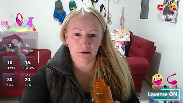 Snapshot of emperabigbootybigass chatting on November 2025 12:05:02 PM emperabigbootybigass online show from November 2025 12:05:02 PM