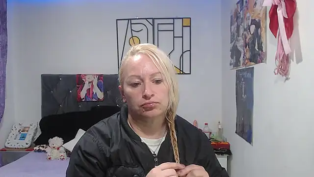 emperabigbootybigass online show from July 2026 12:20:02 PM