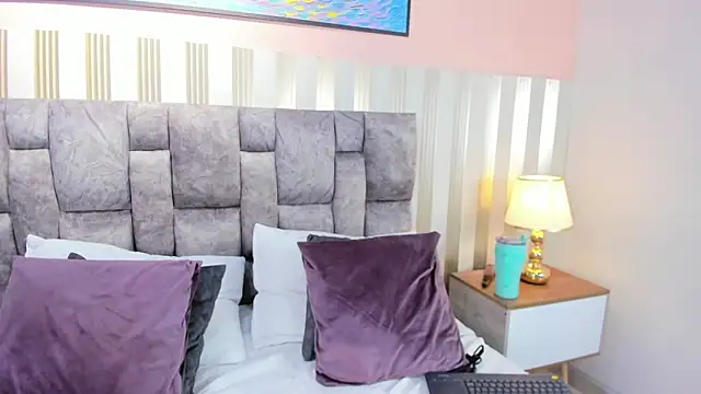 nova lane online show from February 2025 01:47:01 AM