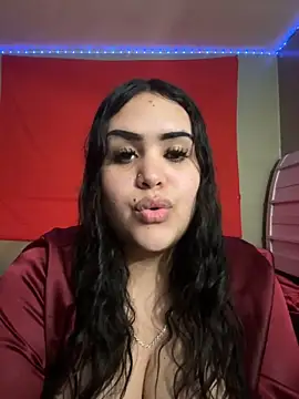 Snapshot of iTrapXXXBACKUP chatting on January 2025 03:51:01 AM iTrapXXXBACKUP online show from January 2025 03:51:01 AM