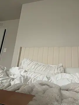 emilycoco online show from February 2026 08:40:02 PM