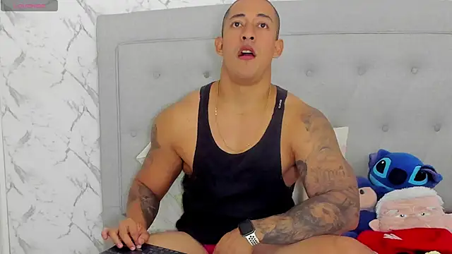 Snapshot of luigiferrara chatting on January 2026 09:53:02 PM luigiferrara online show from January 2026 09:53:02 PM