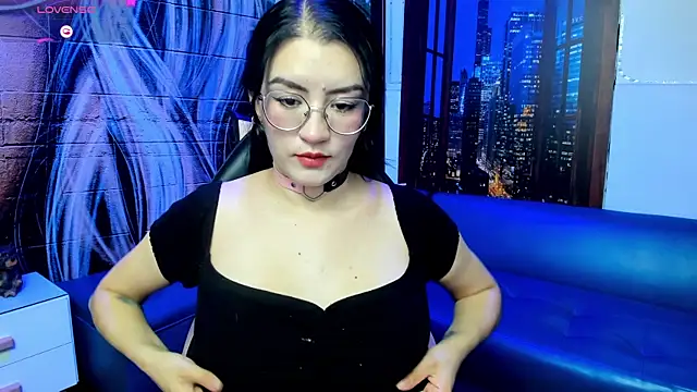 Snapshot of Violetaa_diazz chatting on January 2025 09:08:01 PM Violetaa diazz online show from January 2025 09:08:01 PM