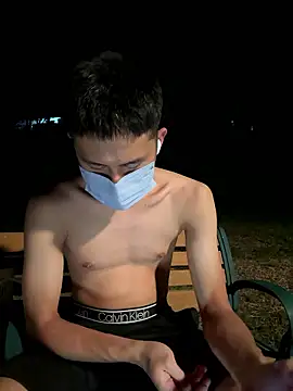 Benson18y online show from September 2025 01:47:01 PM