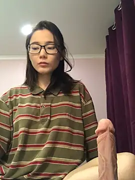 Snapshot of Milka23 chatting on January 2025 01:47:02 PM Milka23 online show from January 2025 01:47:02 PM