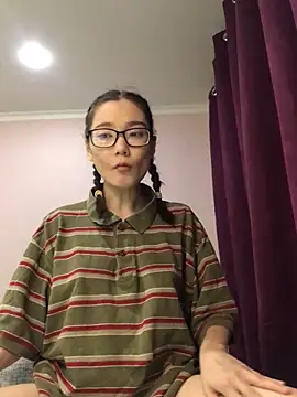 Snapshot of Milka23 chatting on January 2025 02:17:02 PM Milka23 online show from January 2025 02:17:02 PM