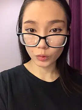 Snapshot of Milka23 chatting on January 2025 10:22:01 AM Milka23 online show from January 2025 10:22:01 AM