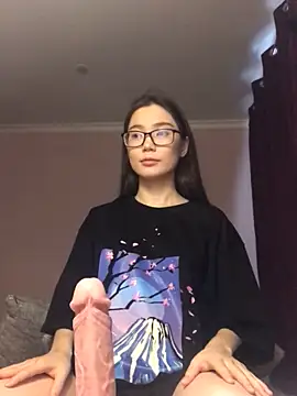 Snapshot of Milka23 chatting on February 2025 09:30:01 AM Milka23 online show from February 2025 09:30:01 AM