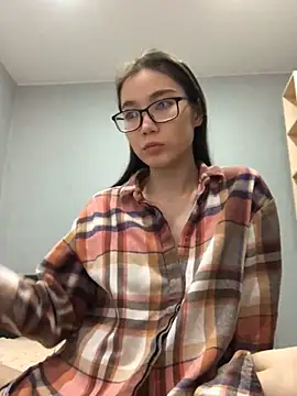 Snapshot of Milka23 chatting on February 2025 09:26:02 AM Milka23 online show from February 2025 09:26:02 AM