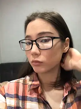 Snapshot of Milka23 chatting on February 2025 10:37:02 AM Milka23 online show from February 2025 10:37:02 AM