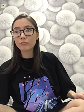 Snapshot of Milka23 chatting on February 2025 09:02:01 AM Milka23 online show from February 2025 09:02:01 AM