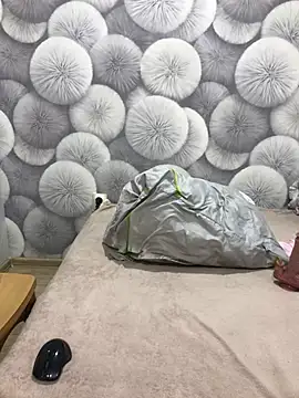 Snapshot of Milka23 chatting on February 2025 01:17:02 PM Milka23 online show from February 2025 01:17:02 PM