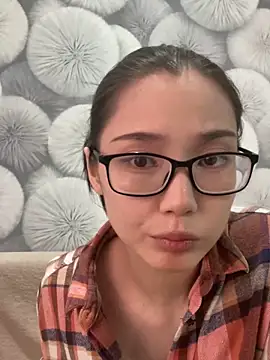 Snapshot of Milka23 chatting on March 2025 12:50:02 PM Milka23 online show from March 2025 12:50:02 PM