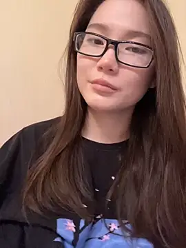 Snapshot of Milka23 chatting on September 2025 06:31:02 PM Milka23 online show from September 2025 06:31:02 PM