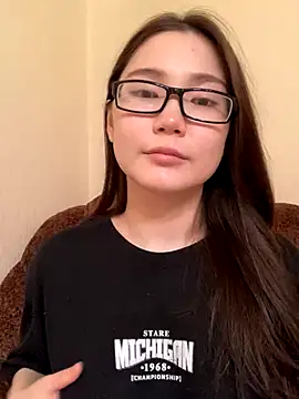 Snapshot of Milka23 chatting on October 2025 02:59:01 PM Milka23 online show from October 2025 02:59:01 PM