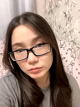 Snapshot of Milka23 chatting on October 2025 07:58:01 AM Milka23 online show from October 2025 07:58:01 AM