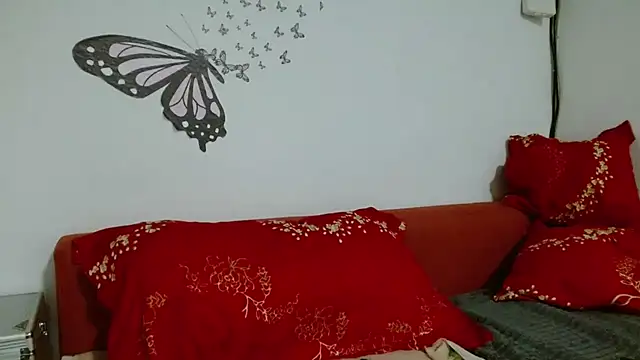 Snapshot of LadyHellene chatting on November 2025 03:12:01 PM LadyHellene online show from November 2025 03:12:01 PM