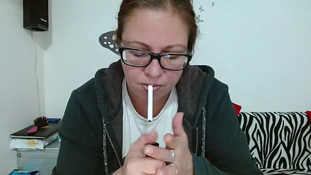 Snapshot of LadyHellene chatting on December 2025 05:39:02 AM LadyHellene online show from December 2025 05:39:02 AM