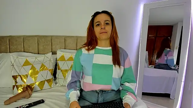 cristalwalker   online show from November 2025 11:21:02 AM