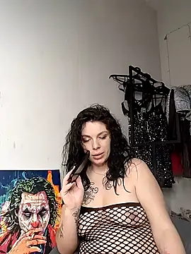 Snapshot of Lola_Hale chatting on January 2025 02:39:01 AM Lola Hale online show from January 2025 02:39:01 AM