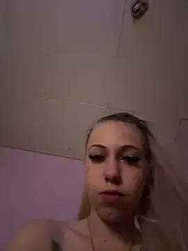 Snapshot of Katherinabby33 chatting on March 2026 04:57:01 PM Katherinabby33 online show from March 2026 04:57:01 PM